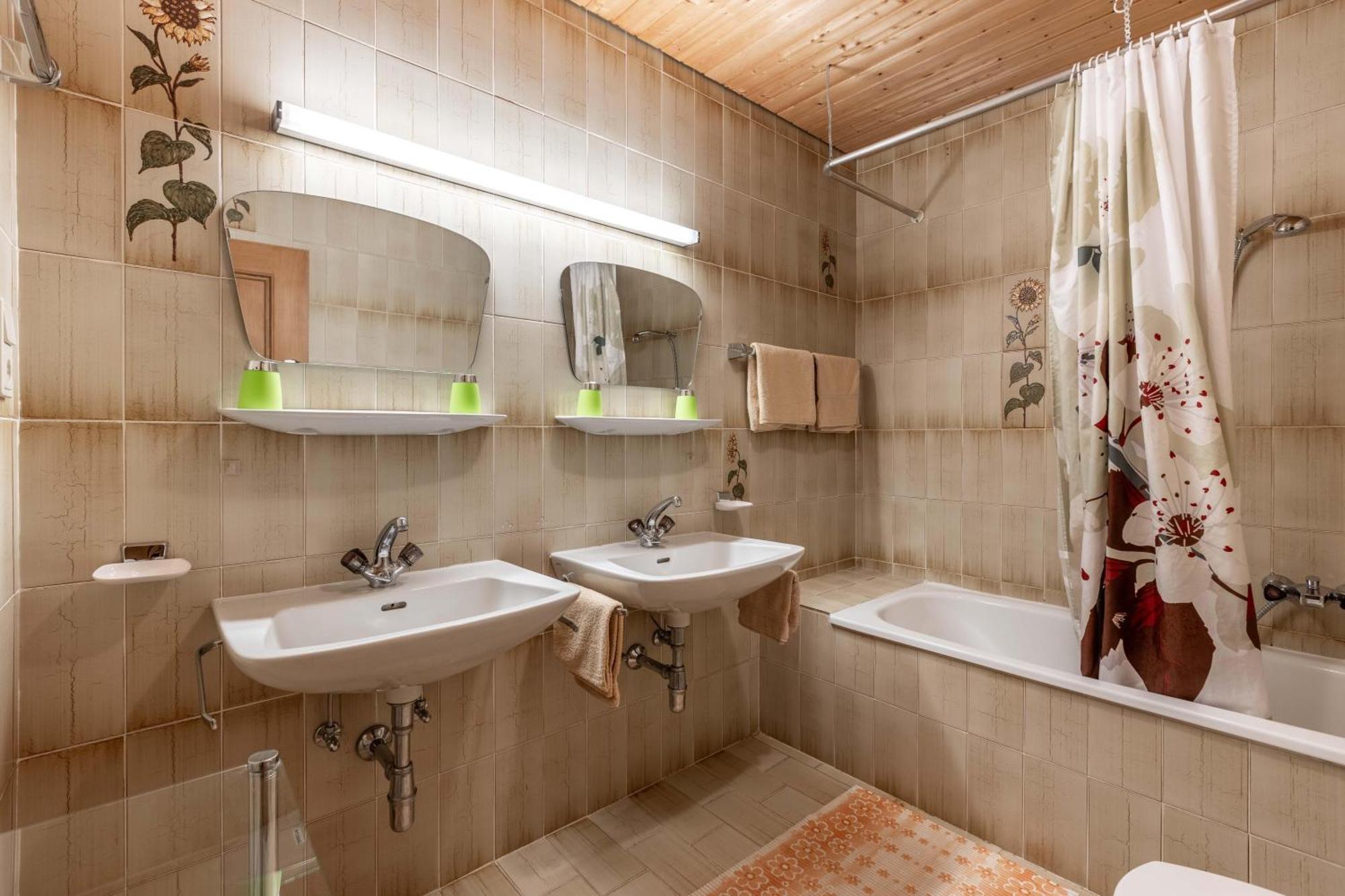 Апартаменти Haus Weinberg Петтной-ам-Арльберг Екстер'єр фото