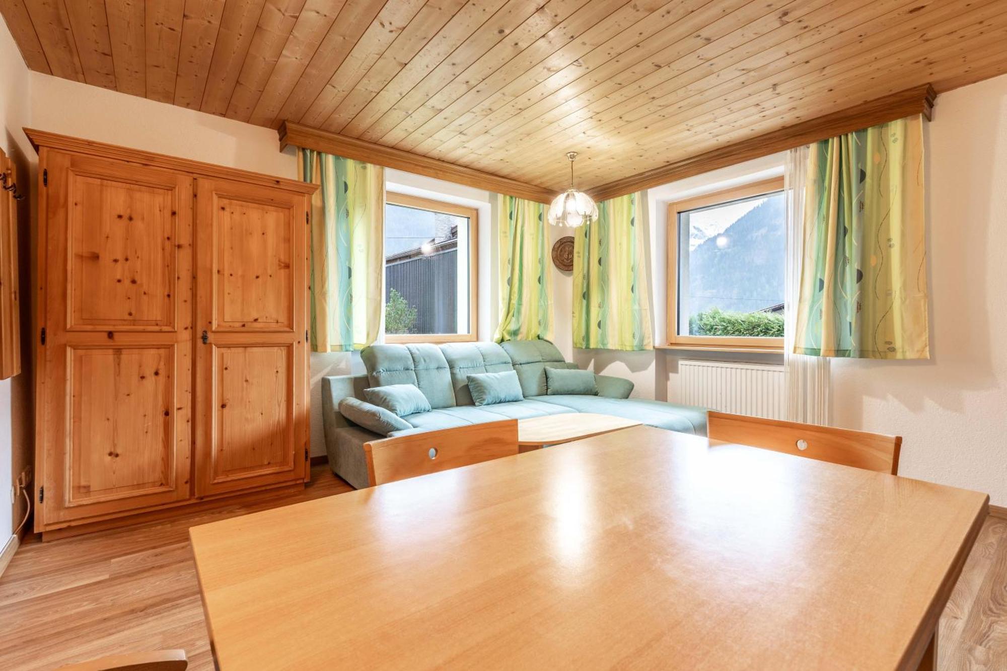Апартаменти Haus Weinberg Петтной-ам-Арльберг Екстер'єр фото