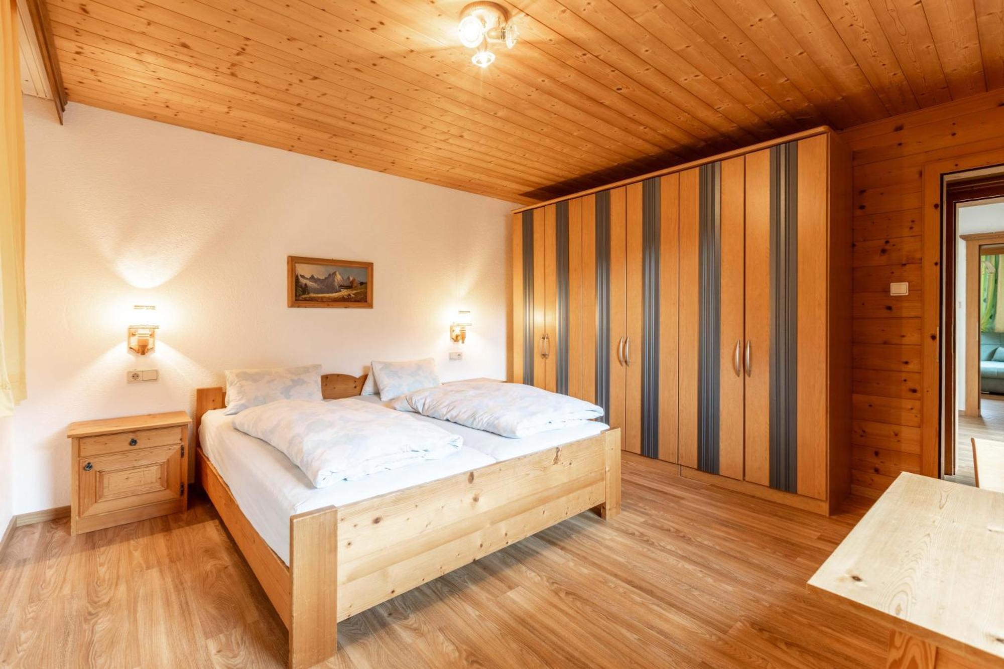 Апартаменти Haus Weinberg Петтной-ам-Арльберг Екстер'єр фото